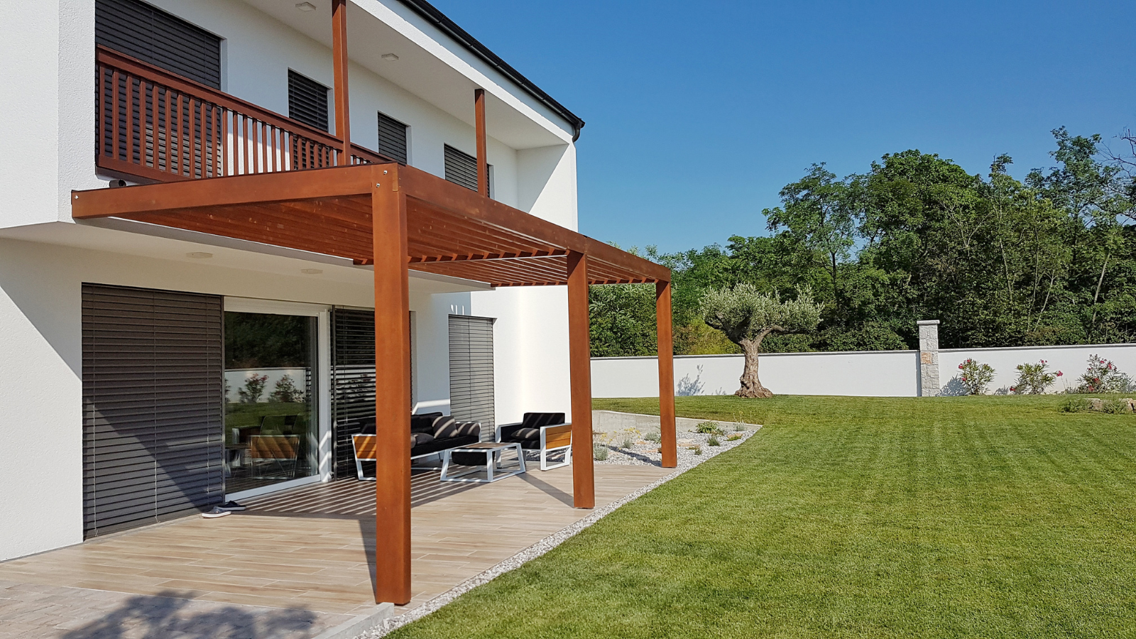 House (1)